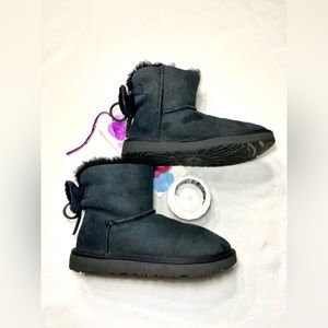 UGG Mini Bailey Bow Sheepskin Boots  Black Size 7 Black